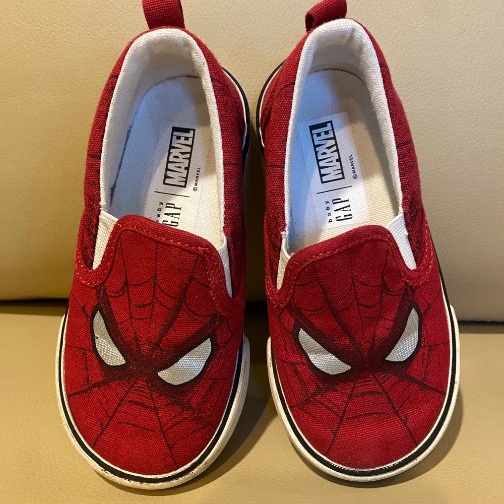 Kids Spider-Man shoes